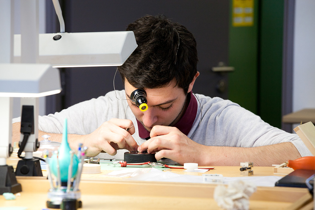 formation horlogerie campus des métiers 37